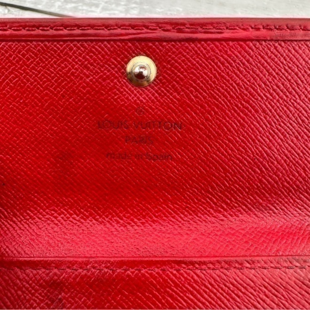 AUTHENTIC Louis Vuitton key holder. Previously owned. Color: Castilian red. - Picture 15 of 16